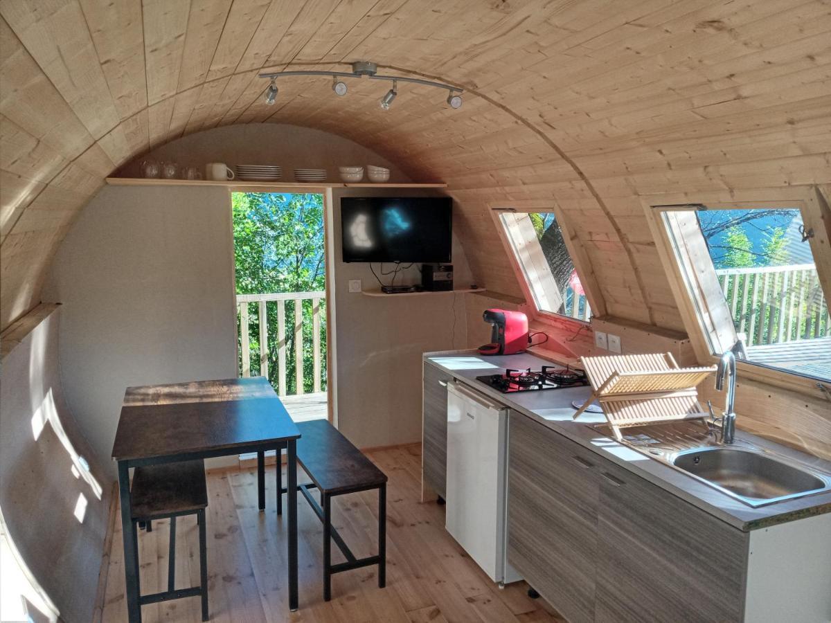 Les Insolites Du Villaret Saint-Vincent-les-Forts 외부 사진